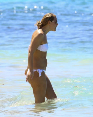 Kimberley_Walsh_2596_Barbados_04_02_16_284629.jpg