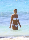 Имя файла=Kimberley_Walsh_2596_Barbados_04_02_16_282529.jpg
Размер файла=619КБ
Размеры=1709x2300
Дата=Фев 14, 2016 Kimberley_Walsh_2596_Barbados_04_02_16_282529.jpg