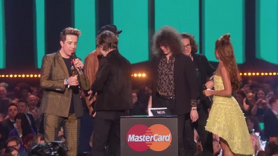 Catfish_and_the_Bottlemen_win_British_Breakthrough_Act___The_BRIT_Awards_2016_mp40056.jpg