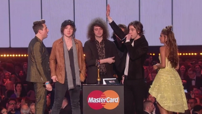 Catfish_and_the_Bottlemen_win_British_Breakthrough_Act___The_BRIT_Awards_2016_mp40061.jpg