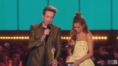 Catfish_and_the_Bottlemen_wins_British_Breakthrough_Act_Brit_Awards_2016_mp40101.jpg