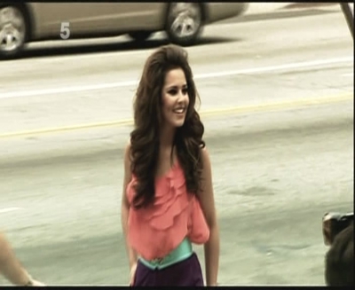 Cheryl_Tweedy_-_Live_From_Studio_Five_US_X_Factor_launch_-_9th_May_11-snoop-_mpg0115.jpg