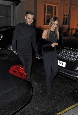 Cheryl_and_Liam_Arriving_a_restaurant_Salmontini_in_London_09_03_16_2810529.jpg