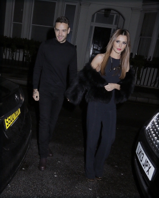 Cheryl_and_Liam_Arriving_a_restaurant_Salmontini_in_London_09_03_16_2814029.jpg