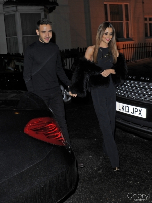 Cheryl_and_Liam_Arriving_a_restaurant_Salmontini_in_London_09_03_16_281429.jpg