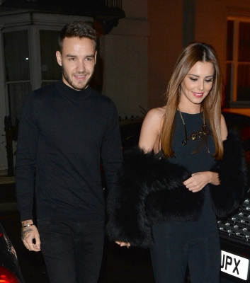 Cheryl_and_Liam_Arriving_a_restaurant_Salmontini_in_London_09_03_16_2815329.jpg