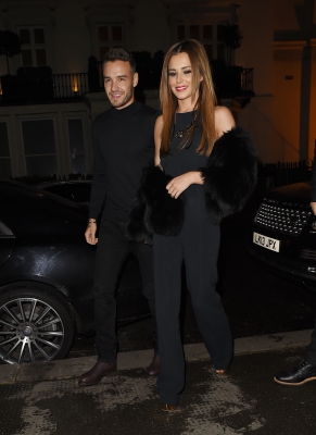 Cheryl_and_Liam_Arriving_a_restaurant_Salmontini_in_London_09_03_16_2815529.jpg