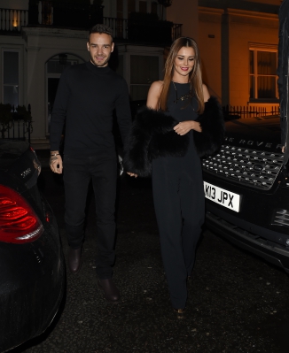 Cheryl_and_Liam_Arriving_a_restaurant_Salmontini_in_London_09_03_16_2815629.jpg