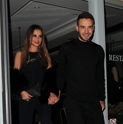 Cheryl_and_Liam_Leaving_a_restaurant_in_London_09_03_16_2816029.jpg