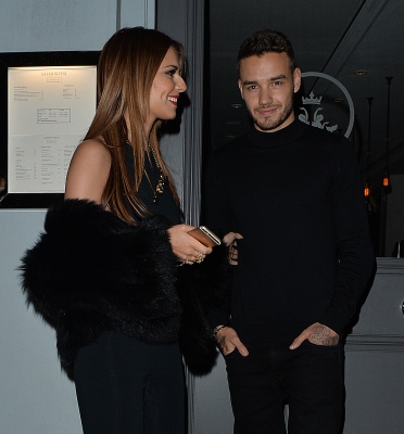 Cheryl_and_Liam_Leaving_a_restaurant_in_London_09_03_16_2817629.jpg