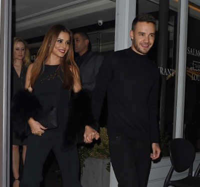 Cheryl_and_Liam_Leaving_a_restaurant_in_London_09_03_16_2826129.jpg