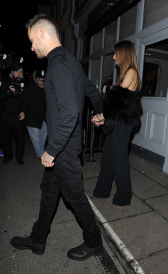 Cheryl_and_Liam_Leaving_a_restaurant_in_London_09_03_16_2831429.jpg