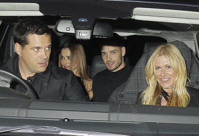 Cheryl_and_Liam_Leaving_a_restaurant_in_London_09_03_16_2834429.jpg