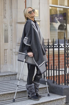 Sarah_visiting_a_Harley_Street_specialist25E8_11_03_16_281329.jpg