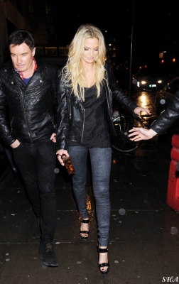 Sarah_Harding_Notion_Magazine_Issue_72_launch_Party_in_London_24_03_16_287729.jpg