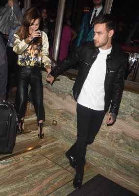 Cheryl_and_Liam_Leaving_Sexy_Fish_Restauraunt_12_04_16_284829.jpg