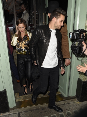 Cheryl_and_Liam_Leaving_Sexy_Fish_Restauraunt_12_04_16_284929.jpg