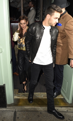 Cheryl_and_Liam_Leaving_Sexy_Fish_Restauraunt_12_04_16_285129.jpg