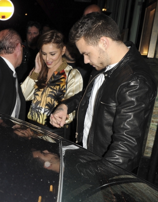 Cheryl_and_Liam_Leaving_Sexy_Fish_Restauraunt_12_04_16_286929.jpg