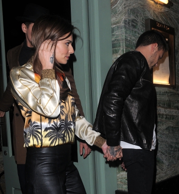 Cheryl_and_Liam_Leaving_Sexy_Fish_Restauraunt_12_04_16_287529.jpg