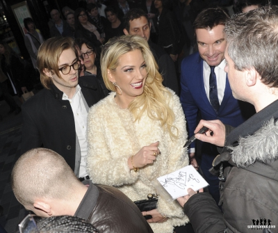 Sarah_arriving_at_The_Jersey_Boys_Press_Night_13_04_16_28629.jpg