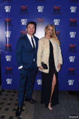 Sarah_at_The_Jersey_Boys_Press_Night_13_04_16_28529.jpg
