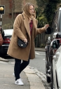 Kimberley_and_Bobby_out_and_about_in_North_London_25_04_16_28829.jpg