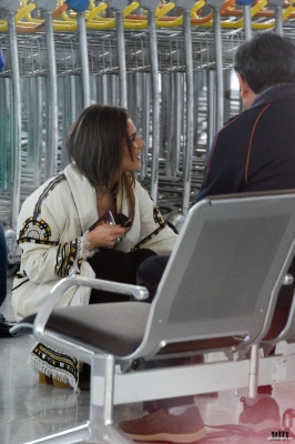 Cheryl_and_Liam_Arriving_at_Airport_in_Paris_09_05_16_2811329.jpg