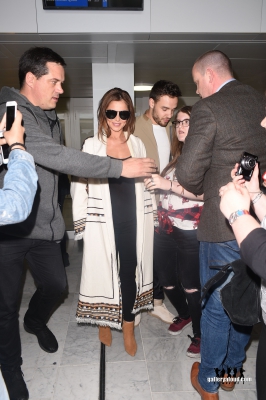 Cheryl_and_Liam_Arriving_at_Airport_in_Paris_09_05_16_287029.jpg