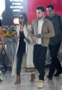 Cheryl_and_Liam_Arriving_at_Airport_in_Paris_09_05_16_281729.jpg