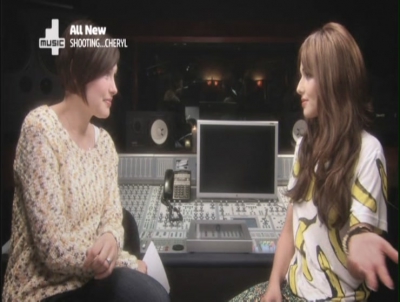 _Cheryl_Tweedy_-_Shooting___Cheryl__-_Making_of_Call_My_Name_-__May_2012_-snoop-_mpg1374.jpg