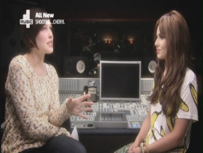 _Cheryl_Tweedy_-_Shooting___Cheryl__-_Making_of_Call_My_Name_-__May_2012_-snoop-_mpg1430.jpg