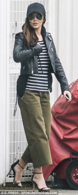 Cheryl_and_Liam_leaving_in_Paris_11_05_16_28229.jpg