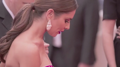 Cheryl_Cole_Stunning_on_the_red_carpet_mp40034.jpg