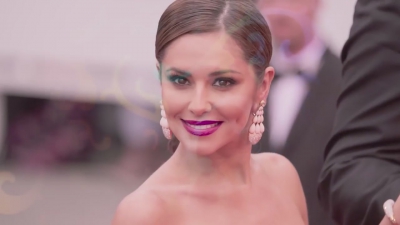 Cheryl_Cole_Stunning_on_the_red_carpet_mp40045.jpg