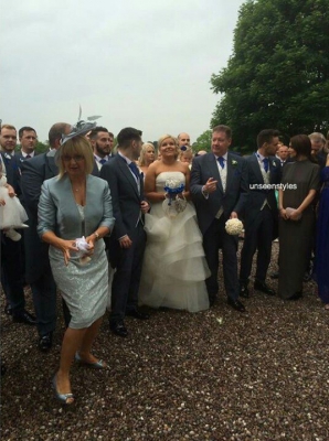 At_Liam_s_sister_s_wedding_11_06_16_284029.jpg
