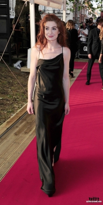 Nicola_at_the_Glamour_Women_Awards_07_06_16_28229.jpg