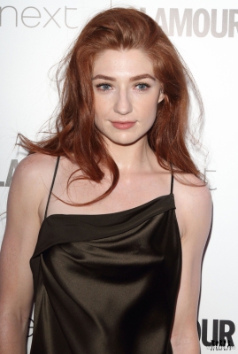 Nicola_at_the_Glamour_Women_Awards_07_06_16_283129.jpg