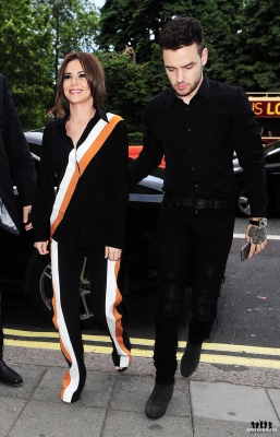Cheryl_and_Liam_arriving_for_her_33rd_birthday_dinner_30_06_16_28729.jpg