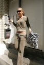 Leaving_A_Photoshoot_16_08_07_281429.jpg
