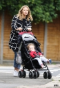 Kimberley_out_and_about_in_North_London_01_07_16_28129.jpg