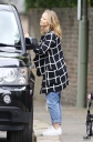 Kimberley_out_and_about_in_North_London_01_07_16_281429.jpg