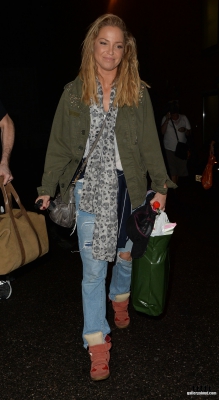 Sarah_leaving_New_Wimbledon_Theatre_03_09_16_284029.JPG