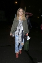 Имя файла=Sarah_leaving_New_Wimbledon_Theatre_03_09_16_285429.jpg
Размер файла=1965КБ
Размеры=1800x2700
Дата=Сент 11, 2016 Sarah_leaving_New_Wimbledon_Theatre_03_09_16_285429.jpg