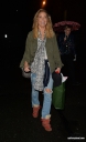 Sarah_leaving_New_Wimbledon_Theatre_03_09_16_286829.jpg