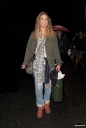 Sarah_leaving_New_Wimbledon_Theatre_03_09_16_288229.jpg