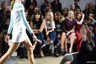 LFW_-_House_of_Holland_17_09_16_282729.jpg