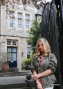 Celebrity_Home_Secrets_19_09_16_28129.jpg