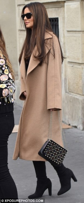Cheryl_Heading_to_Paris_Fashion_Week_02_10_16_282729.jpg