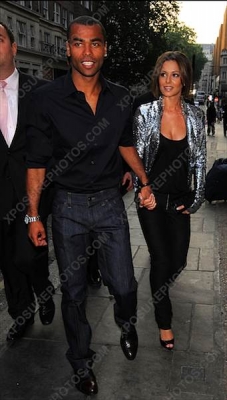 Cheryl_and_Ashley_leaving_Nobu_Berkely_restaurant_020709_27.jpg